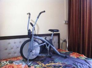 Good condition gym cycle for /-