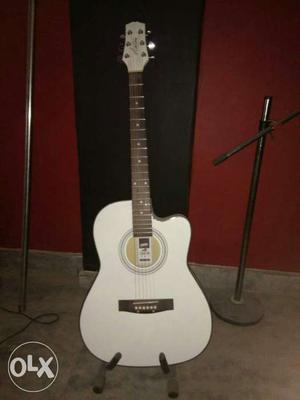 White Les Paul Acoustic Guitar