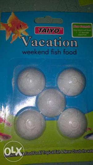 White Taiyo Vacation Weekend Fish Food In Package