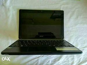 Acer D271 for urgent sell... Price negotiable