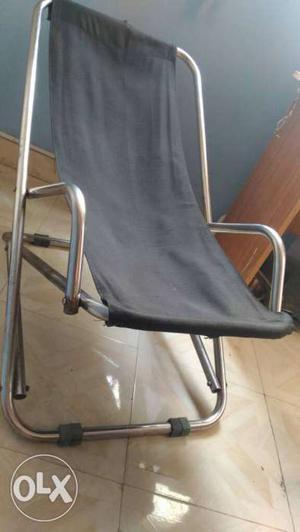 Foldable easy chair made of original stainless steel pipe