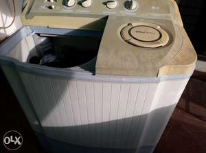 LG 7kg wash+spin washing machine. Fully working.