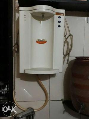 White Forbe's Water System Device