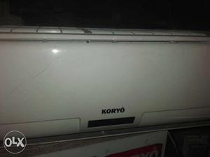 White Koryo Split Type Air Conditioner