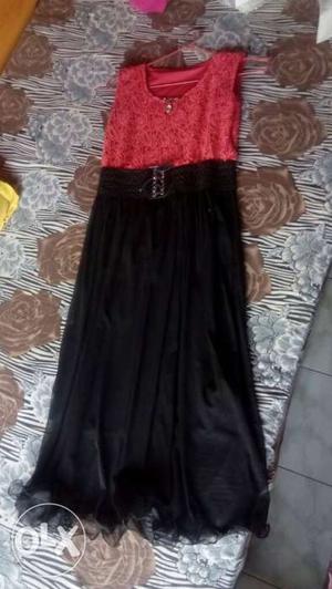 Beautiful dress is gud candition rs. only 400