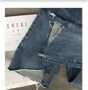 Denim distressed jeans. A perfect jean for a