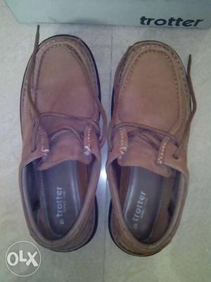 Genuine Leather Shoe - Trotter - (Size 9)