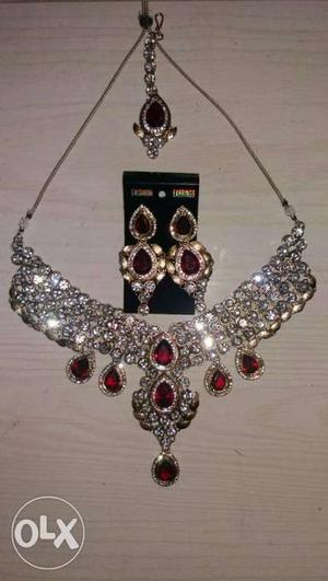 Gold, Ruby, And Diamond Necklace And Earring Sset