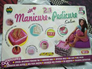 Manicure & Pedicure Salon Box