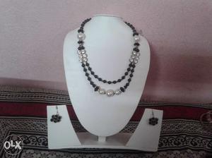 Necklace with Ear rings