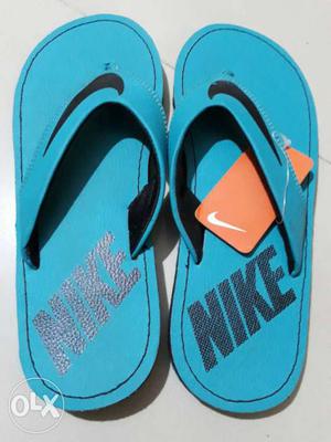 Nike orignal slipper size 10 only price is