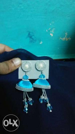 Pair Of sky blue & silver colour earring