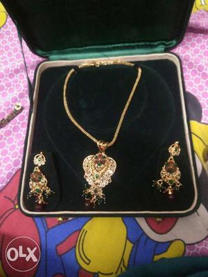 Polki pendant set with chain fine quality stones from