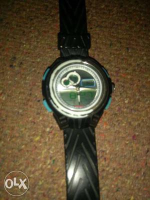 Round Black Case Chronograph Digital Watch With Black Strap