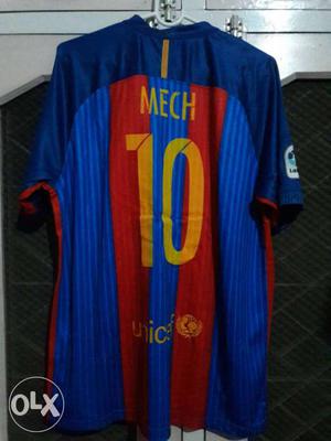 This is a brand new NIkE Barcelona home kit jersy