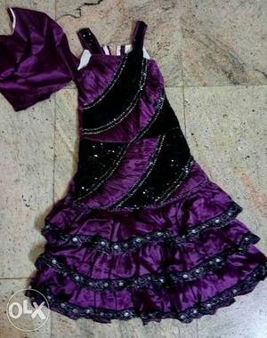 Women's Purple-and-black Ruffle Sleeveless Dress