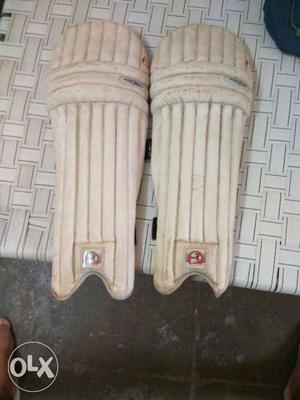 Brand new SG batting pads