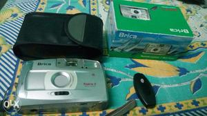 Brica supra 3 camera with​ remote