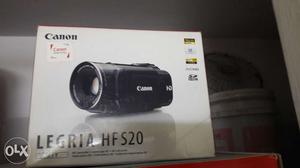 Canon HF S20 video camera brand new