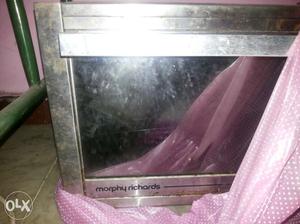 Electronic oven gud working conditioned