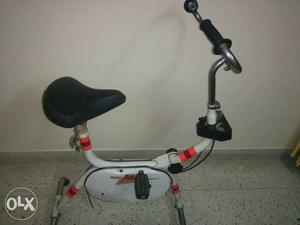 Exercise cycle for home use in excellent condition