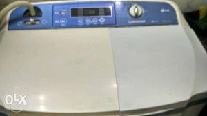 Gently used LG PR4M(IB) Semi Automatic 7.5 Kg Washing