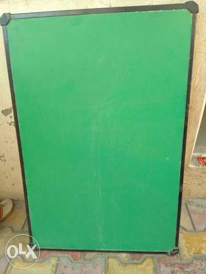 Green chalk board 3×2 feet (very good condition)