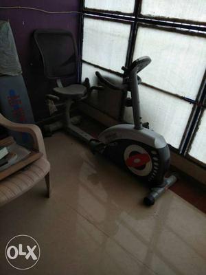 Gym cycling machine cycle excellent conditioned