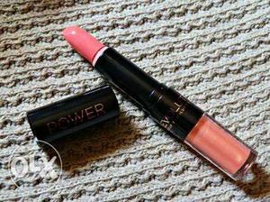 Makeup revolution 2 in 1 lipstick and lip gloss