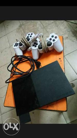 Ps2 good condition with 2 controller