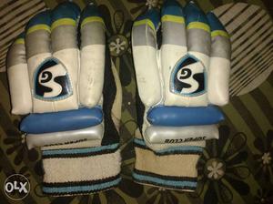 SG super club batting gloves