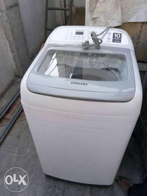 Washing machinefully automatic top load 1year old