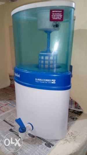 Water filter without electricity