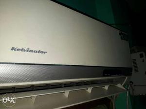 White Kelvinator Split Type AC Unit