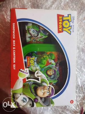 Disney toy story themed lunchbox and waterbottle