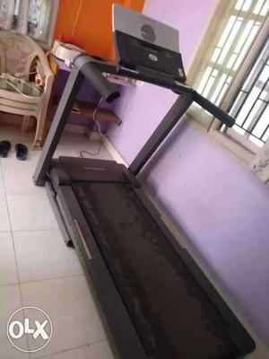 Hardly used treadmill good condition