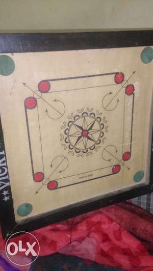 20 inch carrom board for playing indoor game