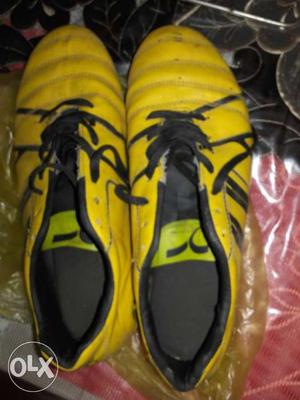 A football boot It is a new football boot only 5