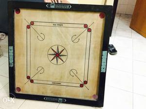 Brown, Black, And Red Wonder Carrom Board