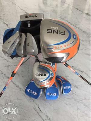 PING golf club for kids with stand alone bag.
