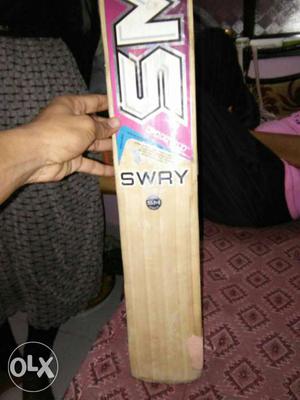 SM English willow cricket bat jst 1 month used.