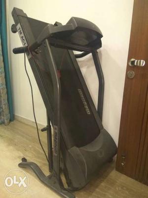 Treadmill for home use up for sale. Brand new.