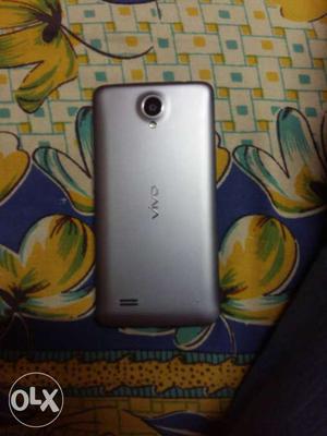1 week used phone in fully new condition or fully 1 year