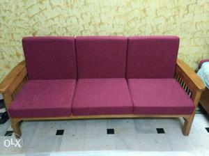 3 months old 3+1+1 sofa set with centre table