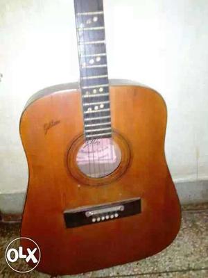 Acoustic Guiter for sale