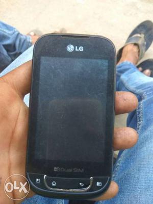 Cell is good condition no scratches urgent my