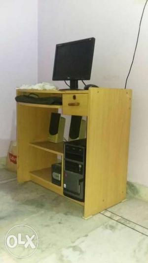 I sell my pc in good condition with this computer trolly in