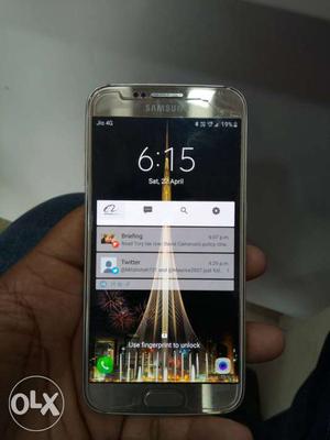 Samsung Galaxy S6 64 GB... Mint Condition... With