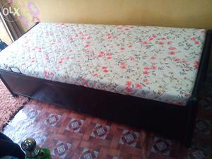 Single iron storage bed with mattress b new