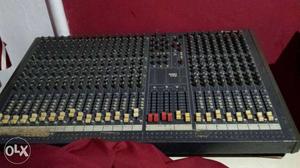 Soundcraft 24 channel mixer in working condition